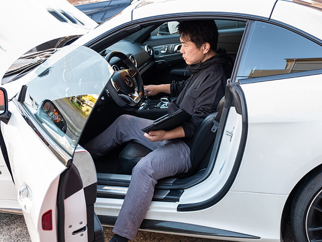 Mossガレージ車買取アドバイザーの鈴木弘道