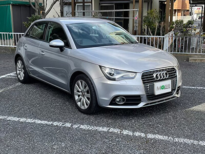 Mossガレージの中古車買取実績｜アウディ A1｜東京都世田谷区のお客様｜2014(平成26)年06月登録｜走行距離66,857km